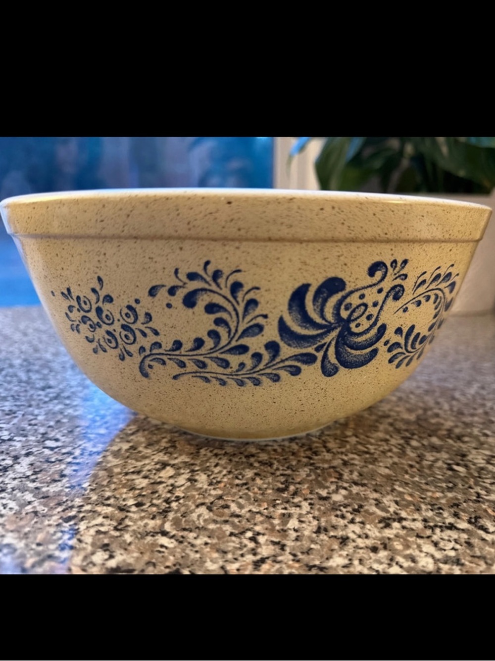 Pyrex Homestead 403 Mixing Bowl